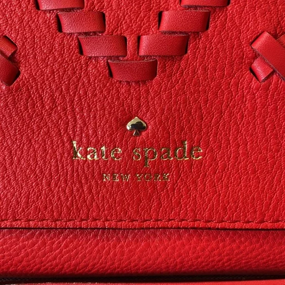 Kate Spade Crossbody ❤️ - Picture 2 of 8
